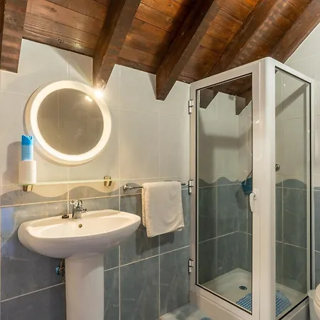 Sunset Village By Madeira São Jorge